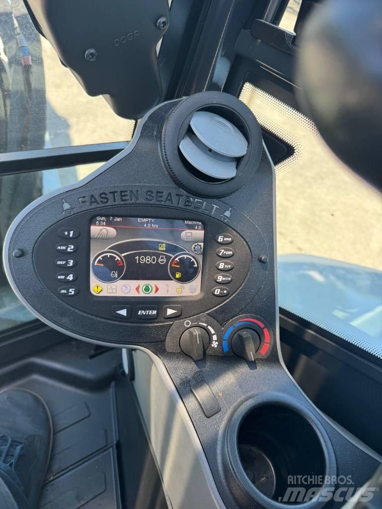 Bobcat E35z 小型挖掘机