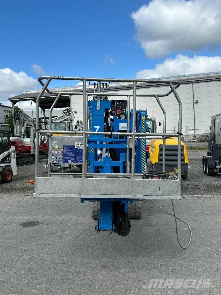 EasyLift R 190 曲臂高空工作平台