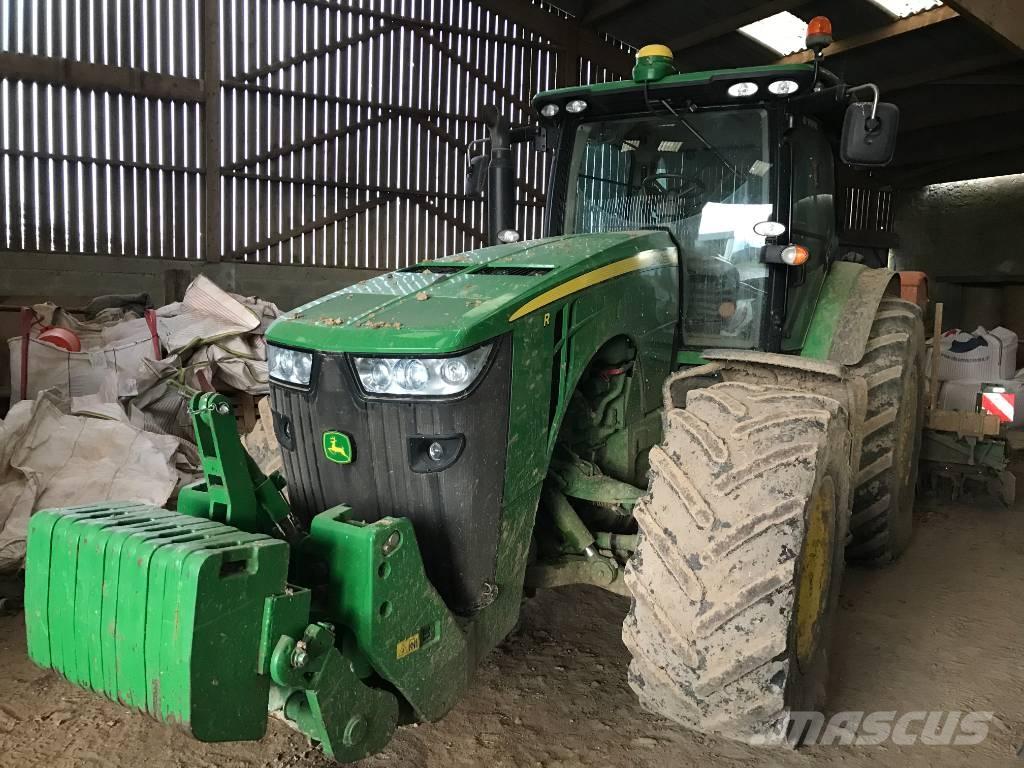 John Deere 8260 R 拖拉机/农用车