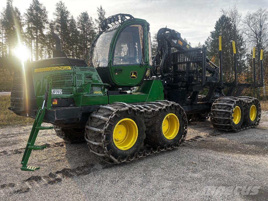 John Deere 1510G 集运机