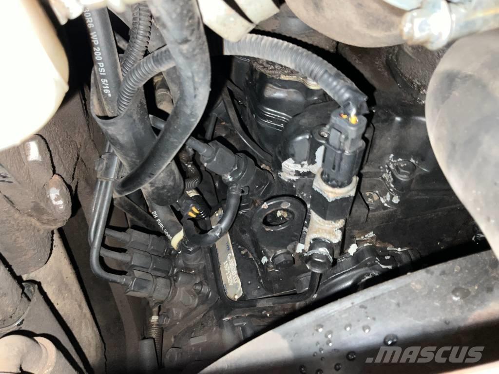 JCB 8018 小型挖掘机