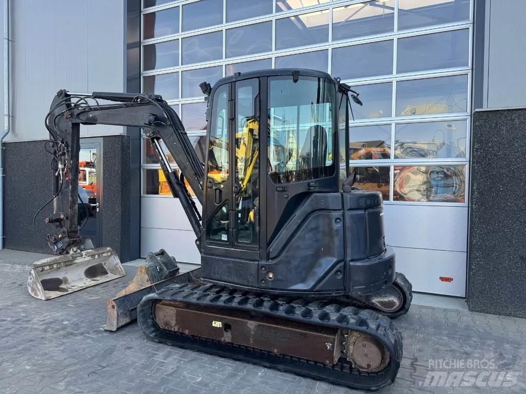 Hitachi ZX52U-3 小型挖掘机