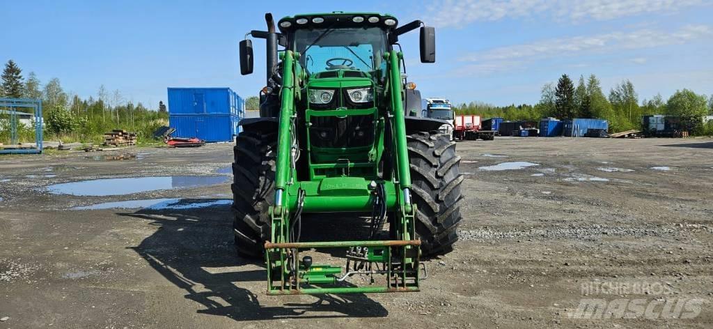 John Deere 6215R 拖拉机/农用车