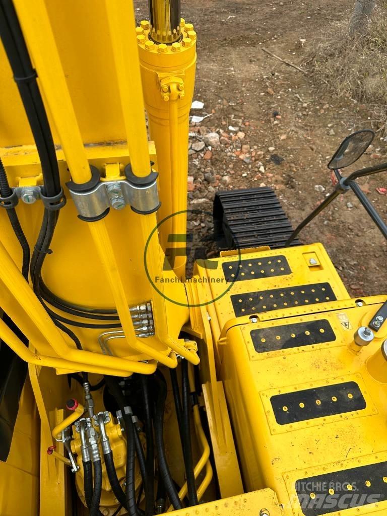 Komatsu PC 240-8 履带挖掘机