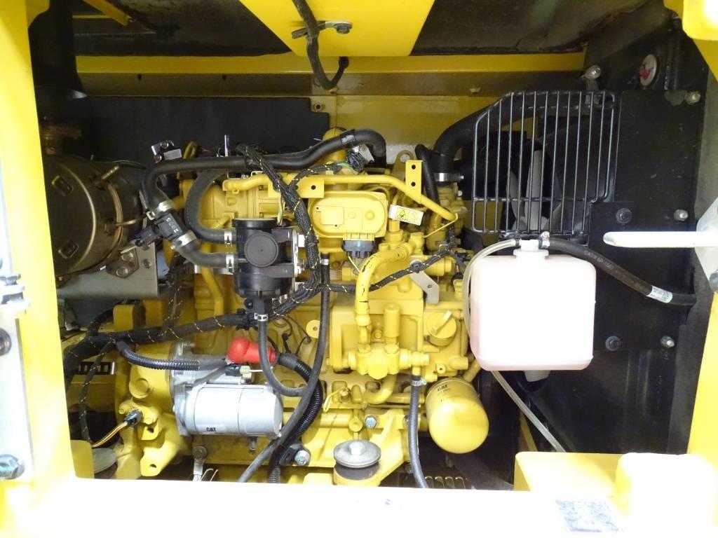 CAT 307.5 中型挖掘机