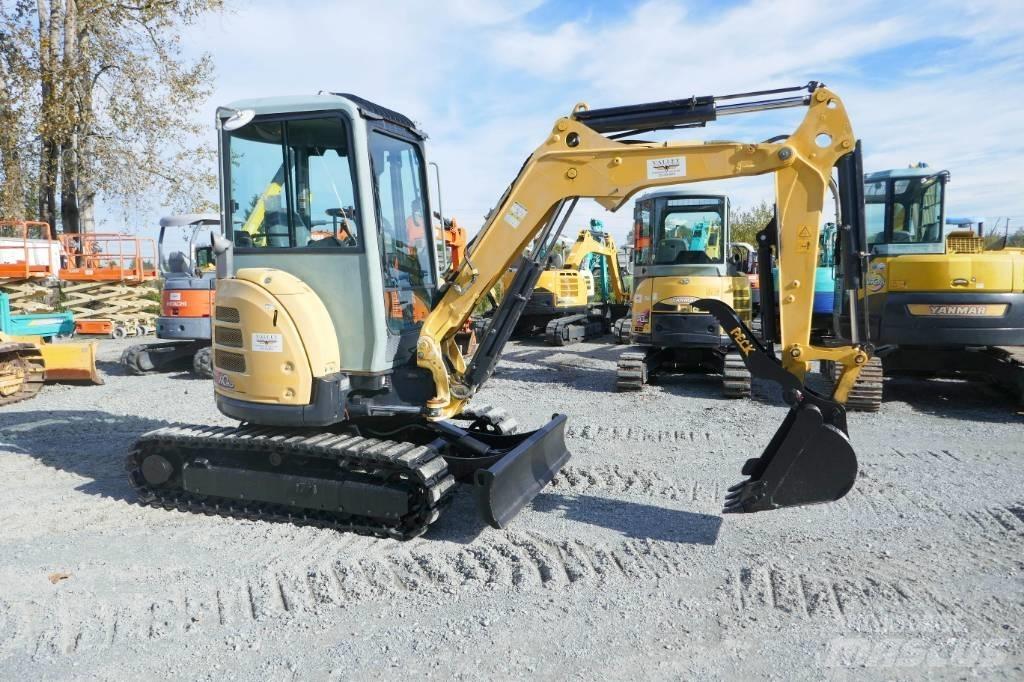 Yanmar VIO30-5B 小型挖掘机
