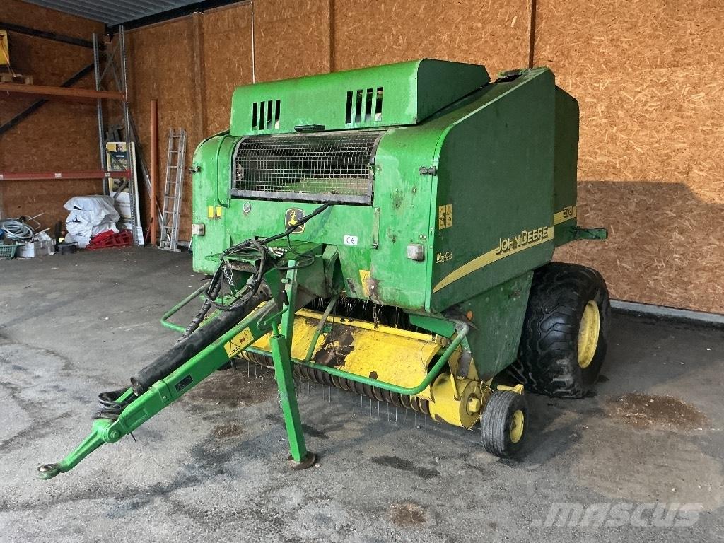 John Deere 578 圆捆打捆机