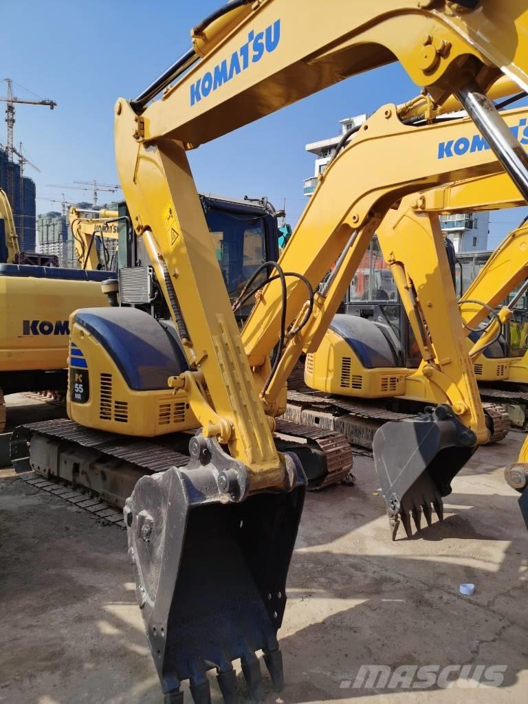 Komatsu PC50 小型挖掘机