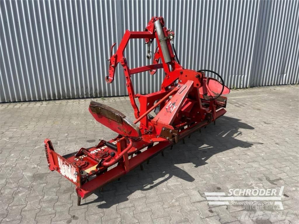 Lely 3,00 M 多功能条播机