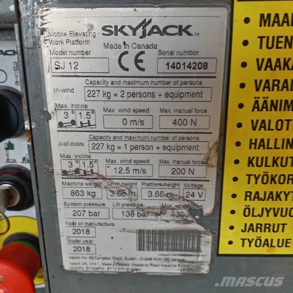 SkyJack SJ 12 客货电梯