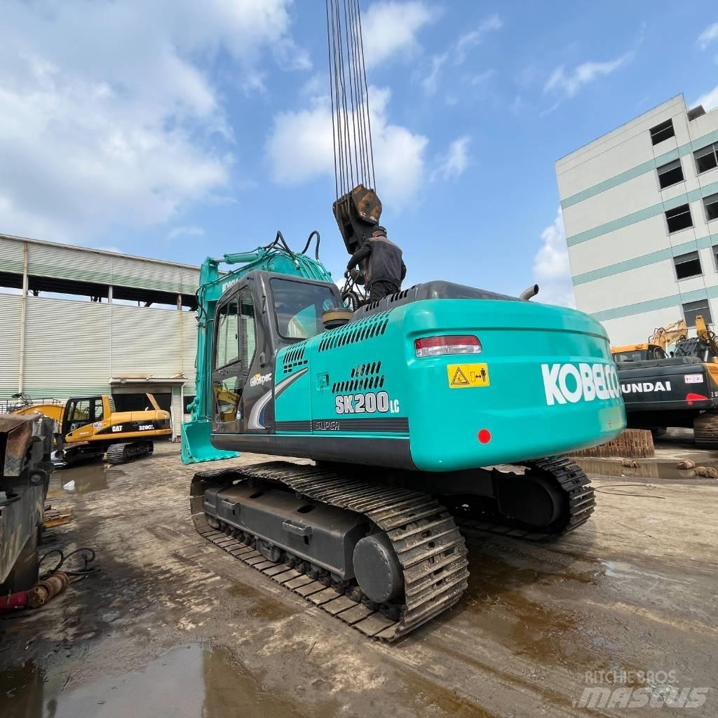 Kobelco SK200LC-8 履带挖掘机