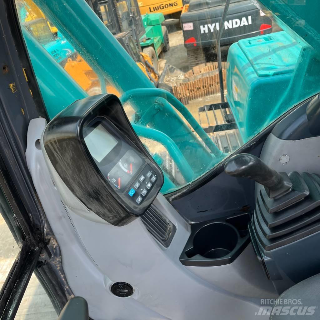 Kobelco SK200LC-8 履带挖掘机