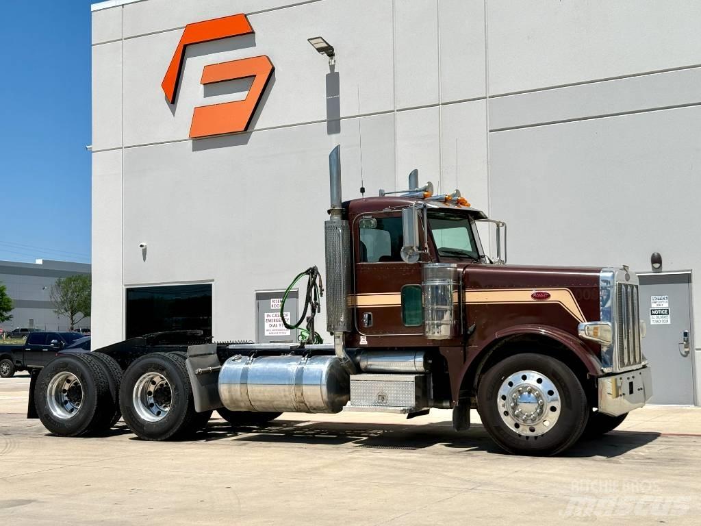 Peterbilt 379 牵引车