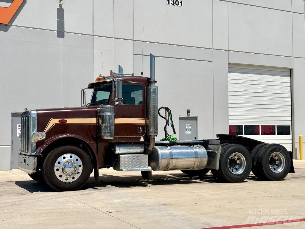 Peterbilt 379 牵引车