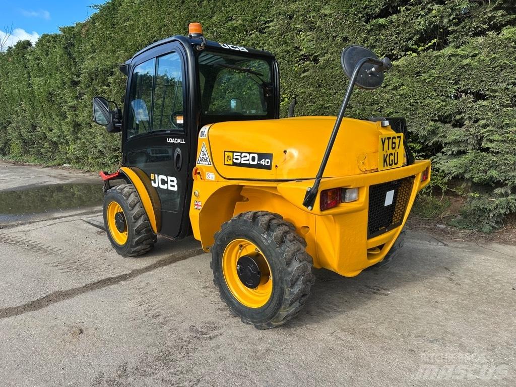 JCB 520-40 伸缩臂叉装车|叉装车