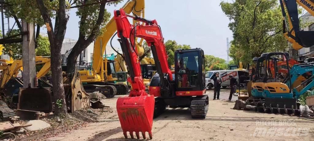 Kubota KX 183 中型挖掘机