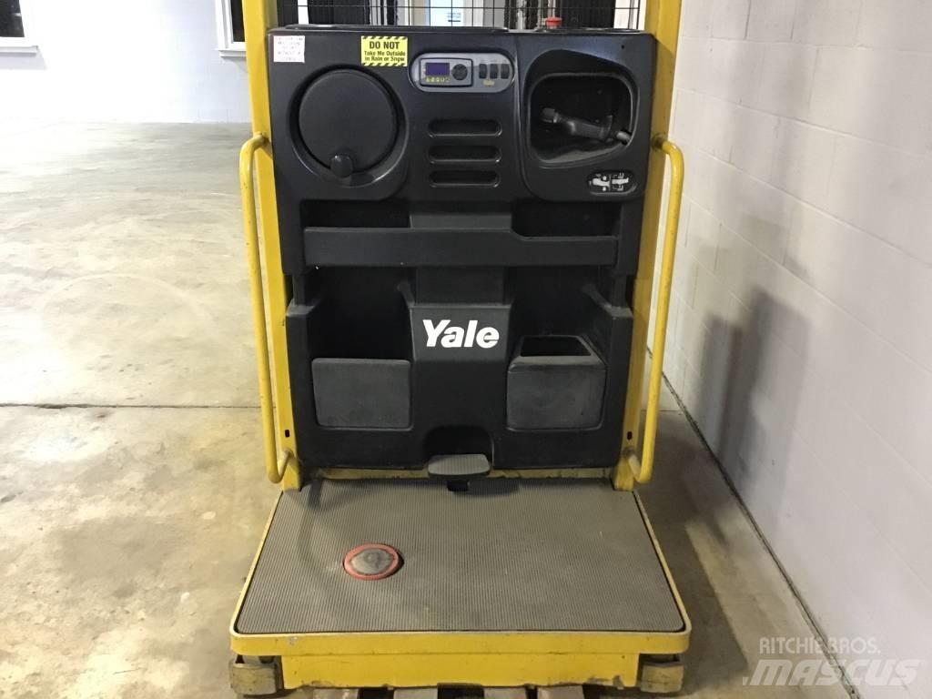 Yale OS030EFN24TE095 中端式装载机