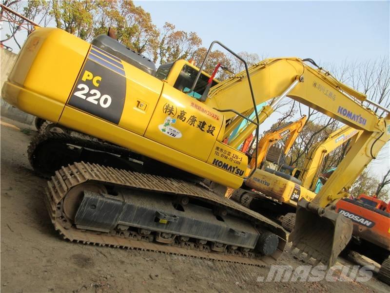Komatsu PC 220 履带挖掘机