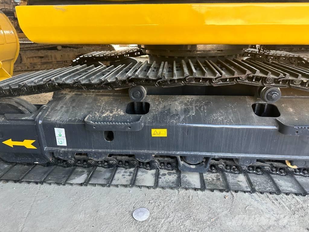 Komatsu PC 200-8 中型挖掘机