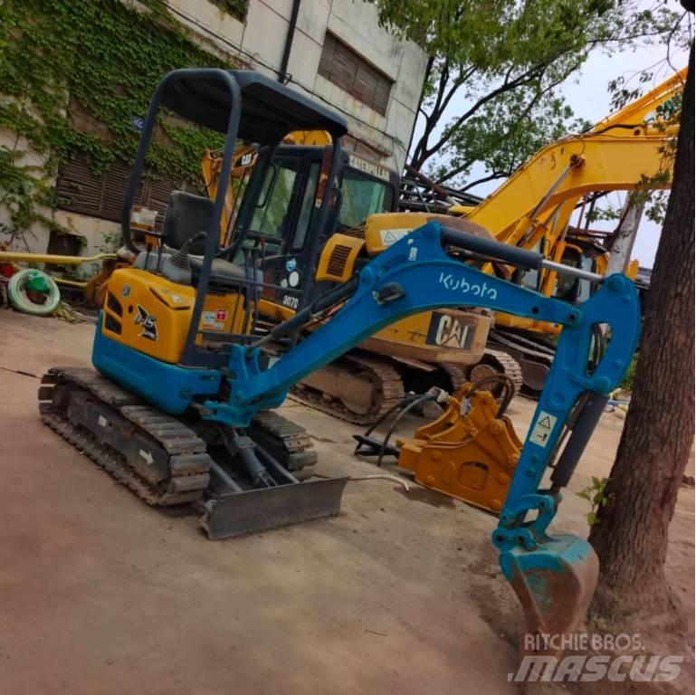 Kubota U 15 小型挖掘机