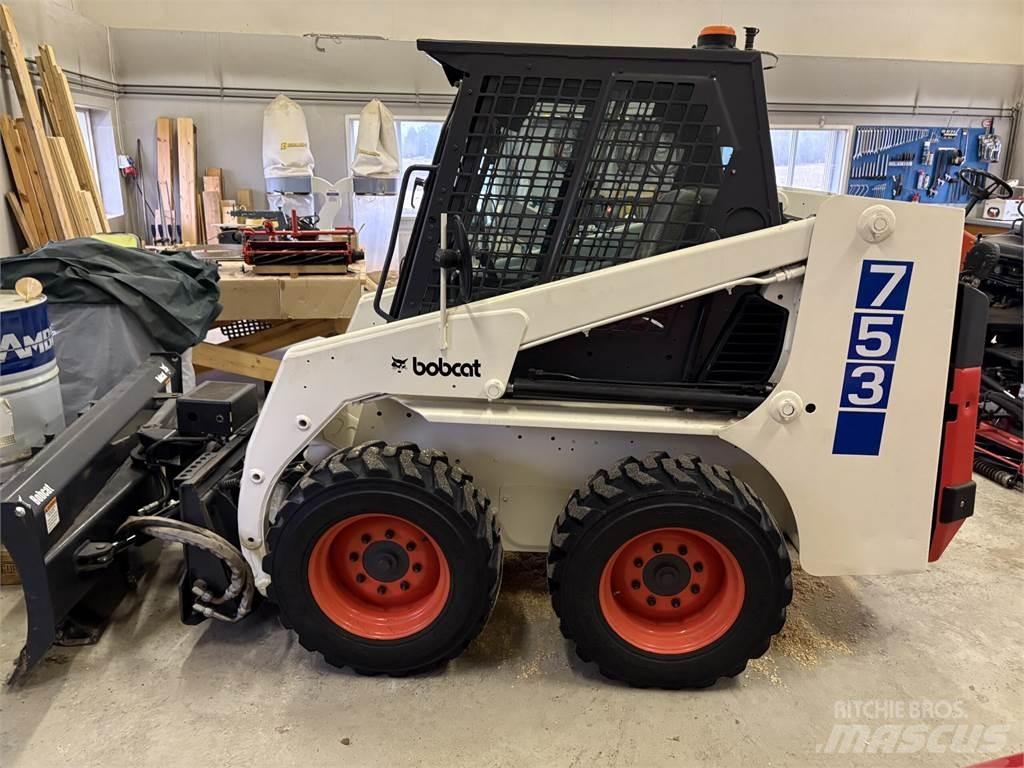 Bobcat 753 小型装载机
