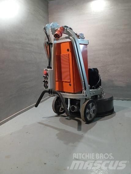 Husqvarna PG 680 混凝土抛光机