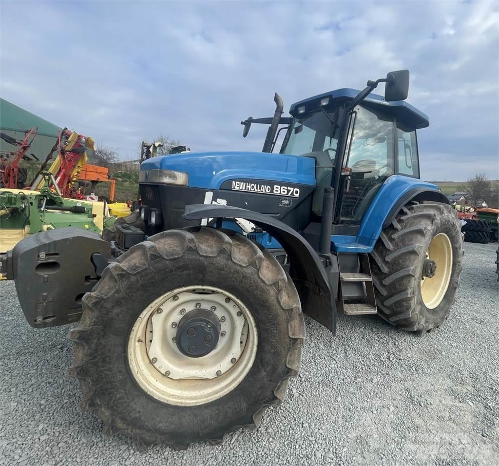 New Holland 8670 拖拉机/农用车
