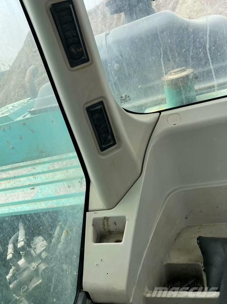 Kobelco SK260 履带挖掘机