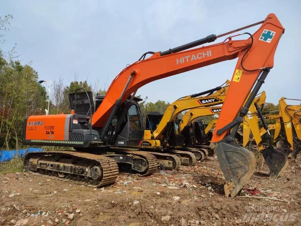 Hitachi ZX200 履带挖掘机