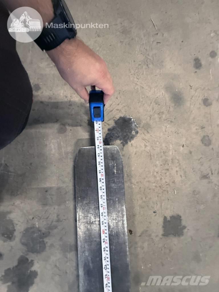 Kalmar DCE 80-6 柴油叉车