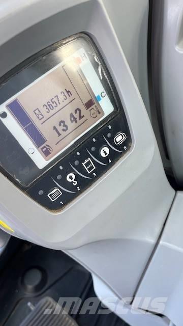 Kubota KX 080-4 中型挖掘机