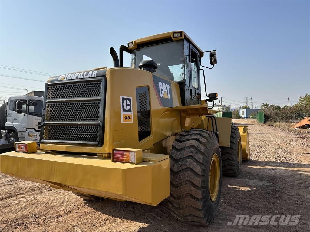 CAT 966G 轮式装载机