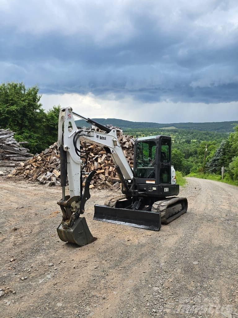 Bobcat E 50 小型挖掘机