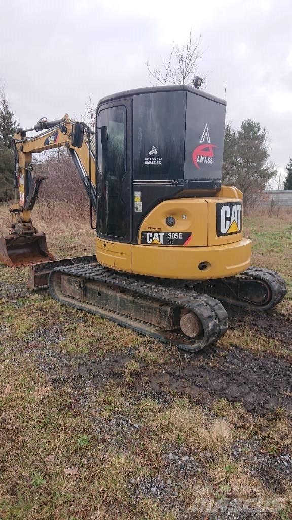 CAT 305 小型挖掘机