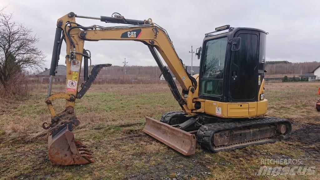 CAT 305 小型挖掘机