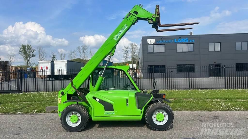 Merlo P25.6 电动叉车