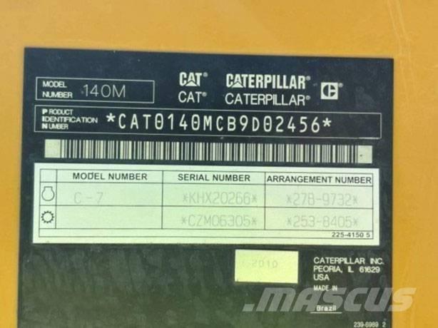 CAT 140 M 平地机/推土机