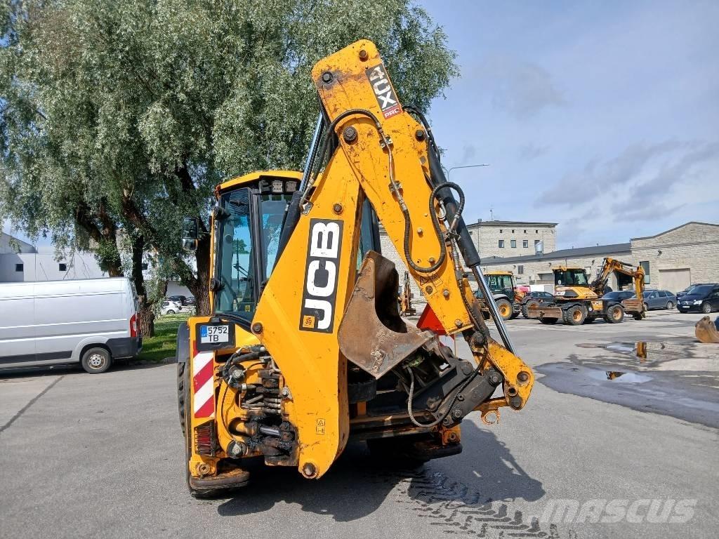 JCB 4 CX Pro AEC 反铲装载机