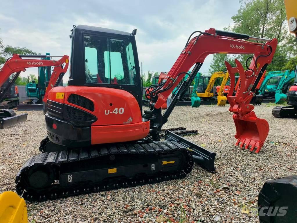Kubota U 40 小型挖掘机