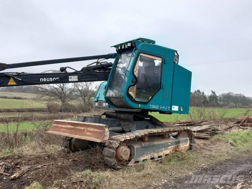 Neuson 132 HV T 收割机