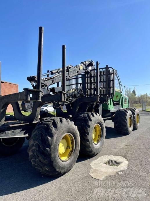 John Deere 1910 E 集运机