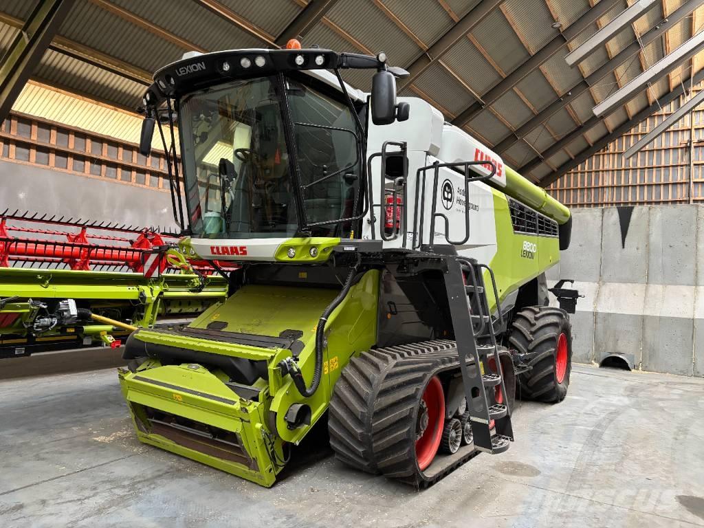 CLAAS LEXION 8800 TT 联合收割机