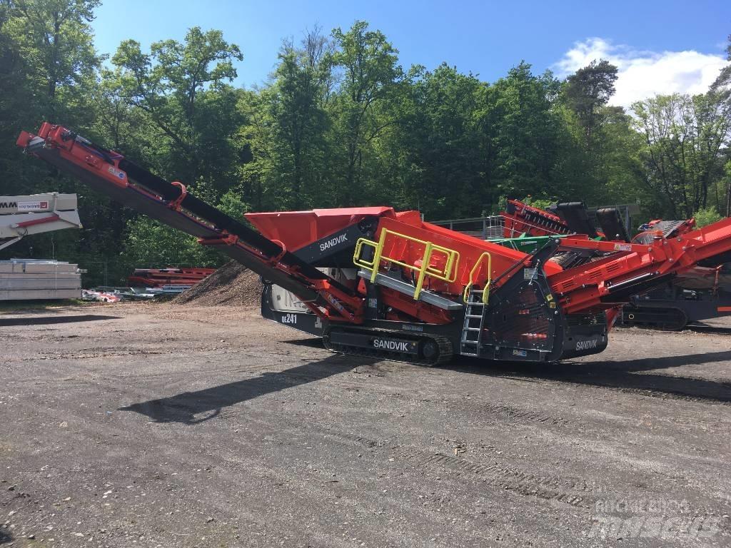 Sandvik QE 241 振动筛