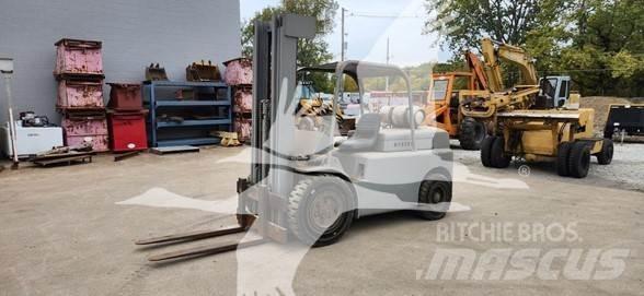 Hyster H80C 柴油叉车