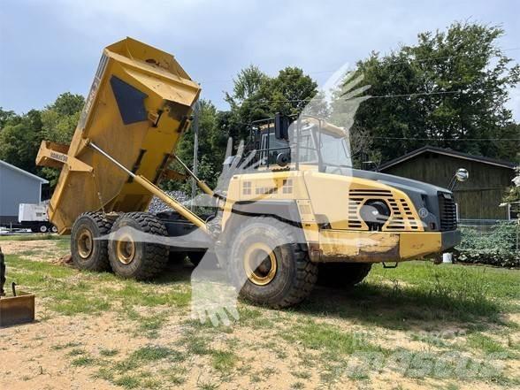 Komatsu HM400 铰接式自卸车