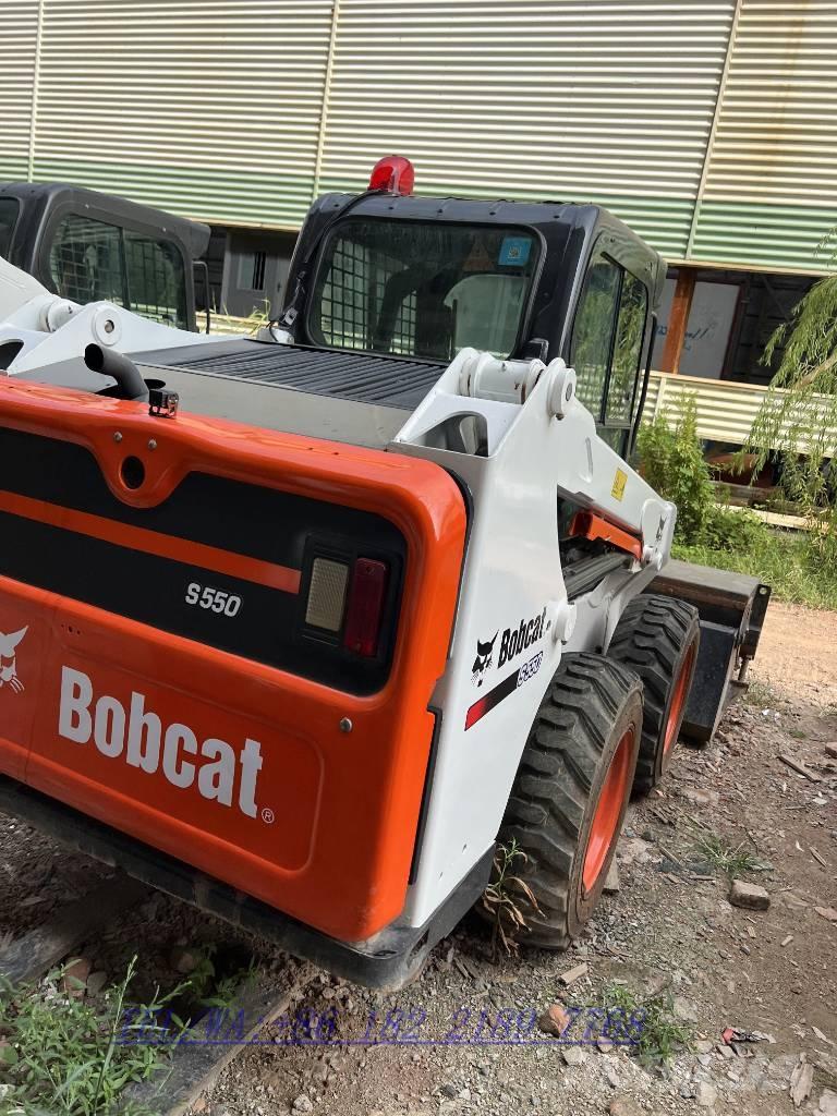 Bobcat S550 滑移装载机