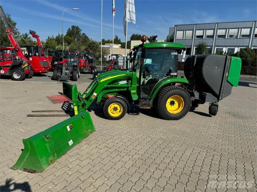 John Deere 3720 小型拖拉机