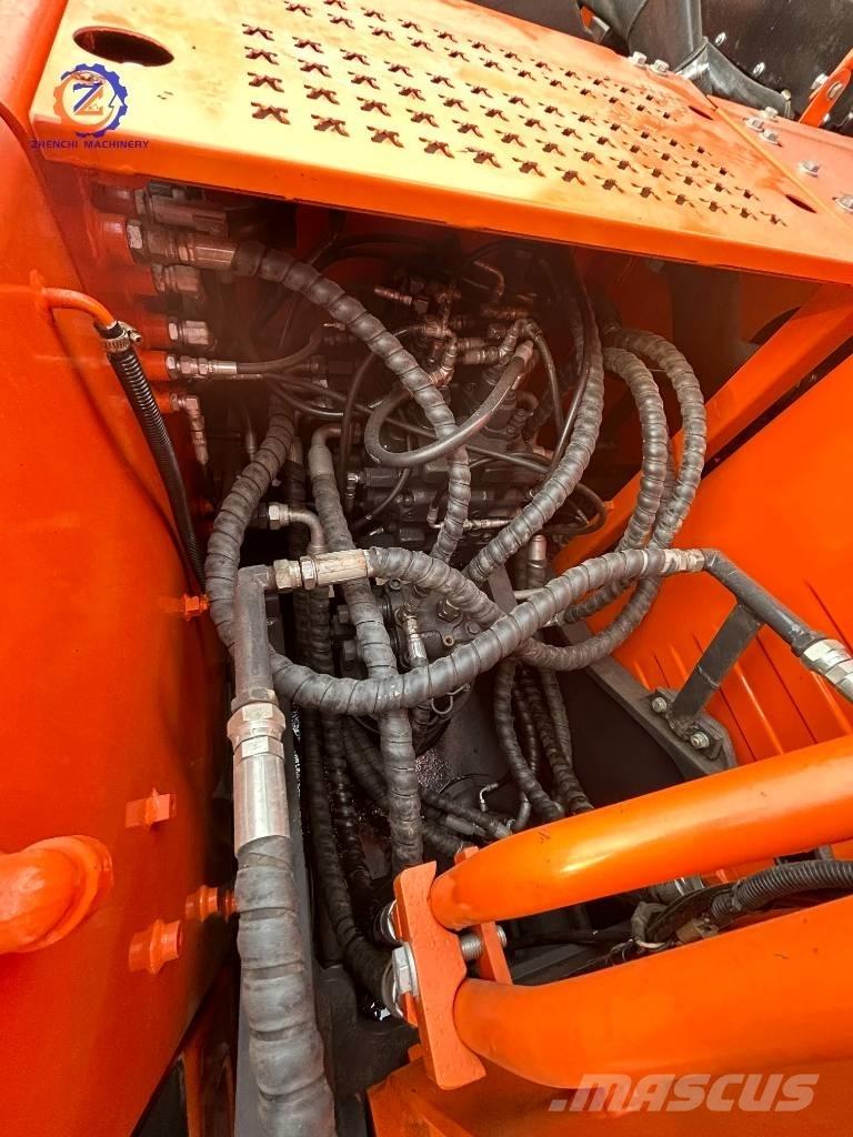 Doosan DX 150 中型挖掘机