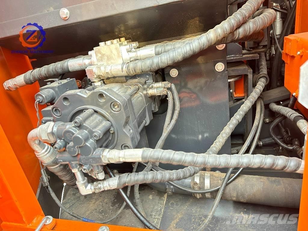 Doosan DX 150 中型挖掘机