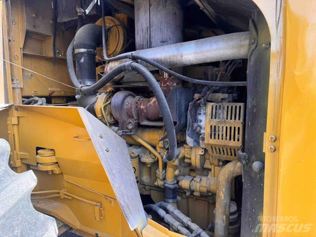 CAT RM 300 沥青再生设备